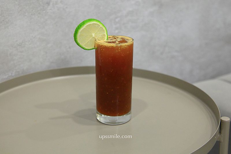 三重美食【PERVADE CAFE瀰漫咖啡】捷運三重站咖啡廳，複合式選物店