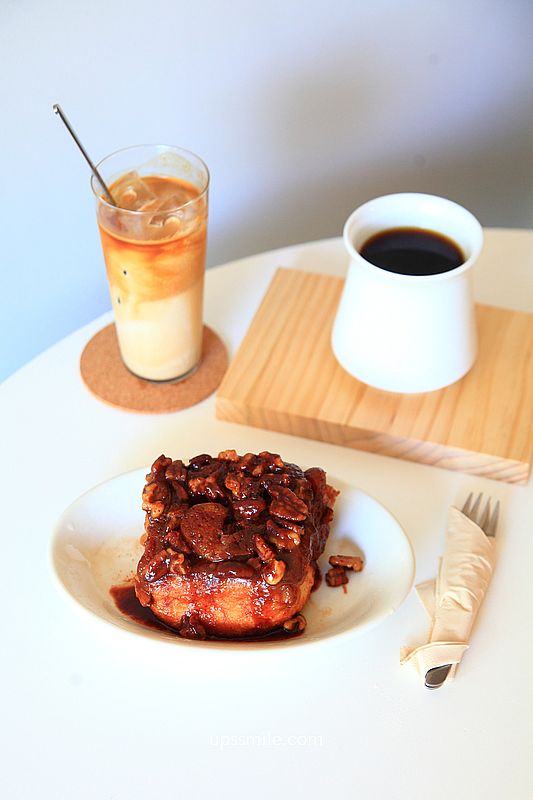 台中國美館自家烘焙咖啡廳【Peakless Coffee Roasters】開窗純白老宅咖啡廳網美打卡聖地 台中國美館自家烘焙咖啡廳【Peakless Coffee Roasters】開窗純白老宅咖啡廳網美打卡聖地