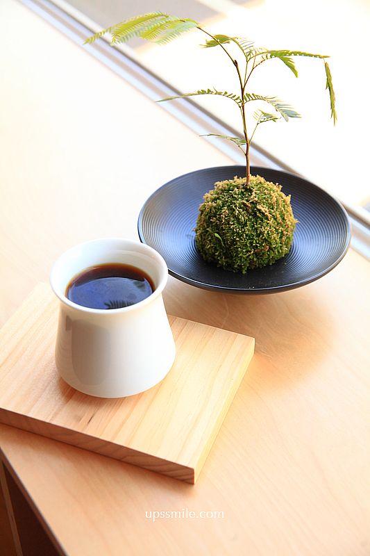 台中國美館自家烘焙咖啡廳【Peakless Coffee Roasters】開窗純白老宅咖啡廳網美打卡聖地 台中國美館自家烘焙咖啡廳【Peakless Coffee Roasters】開窗純白老宅咖啡廳網美打卡聖地