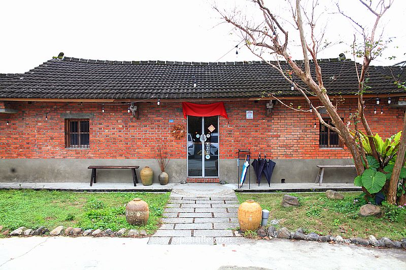 宜蘭火鍋【來初鍋物】宜蘭三合院紅磚牆百年老宅吃火鍋，招牌豆乳火鍋湯底