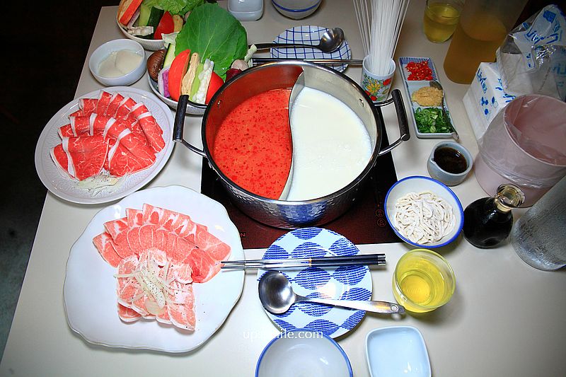 宜蘭火鍋【來初鍋物】宜蘭三合院紅磚牆百年老宅吃火鍋，招牌豆乳火鍋湯底