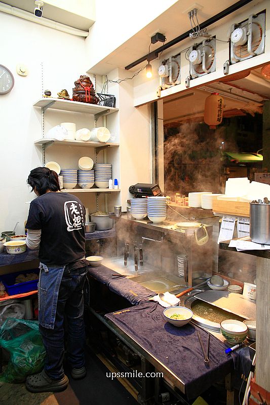 萬華美食【老担麵店】萬華100碗，萬華50年老字號麵店