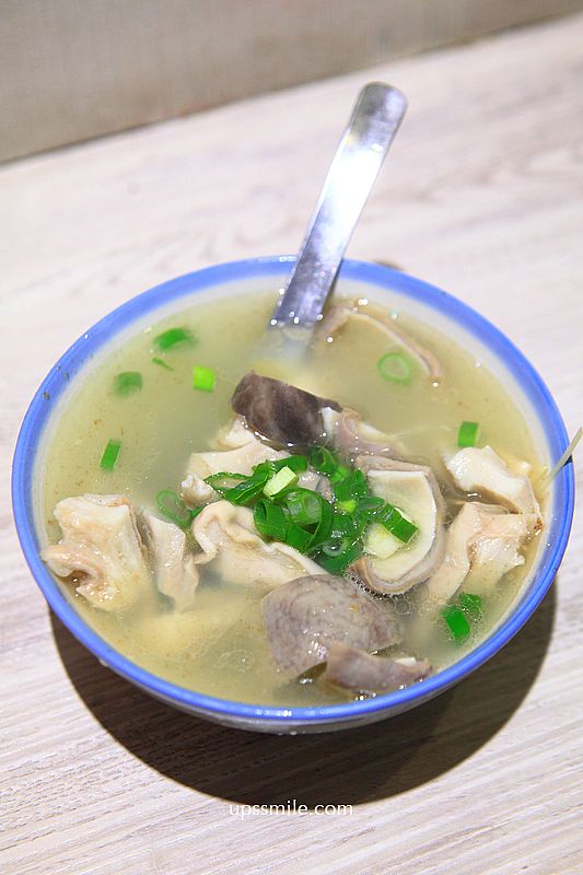 萬華美食【老担麵店】萬華100碗，萬華50年老字號麵店