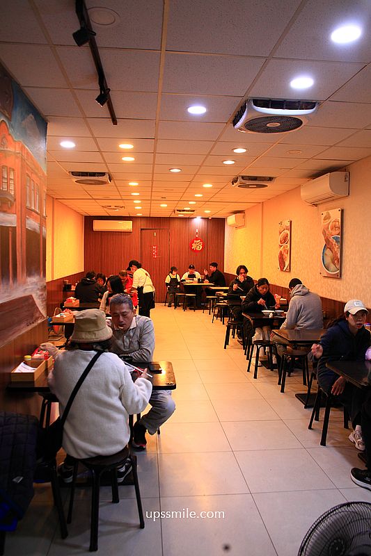 萬華美食【阿義魯肉飯】捷運龍山寺站華西街美食60年台北滷肉飯名店