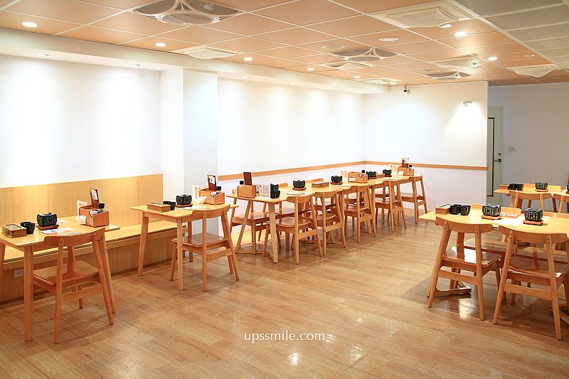 台中北屯美食【嵐山熟成牛かつ專売北屯昌平店】台中日式炸牛排浮誇系爆量丼飯