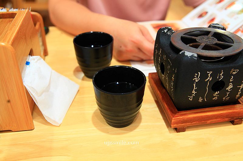 台中北屯美食【嵐山熟成牛かつ專売北屯昌平店】台中日式炸牛排浮誇系爆量丼飯