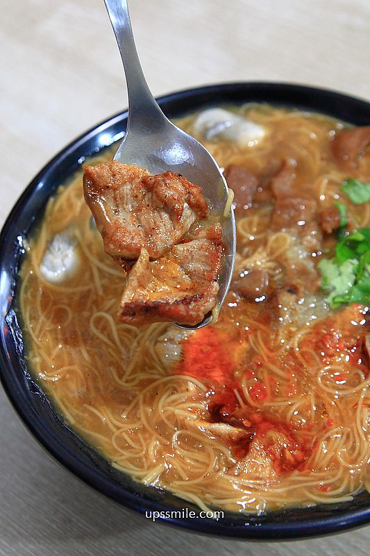 台中肉圓【小鮮肉圓麵線中山店】好吃手工脆皮肉圓酥脆彈牙與麵線糊 台中肉圓【小鮮肉圓麵線中山店】好吃手工脆皮肉圓酥脆彈牙與麵線糊