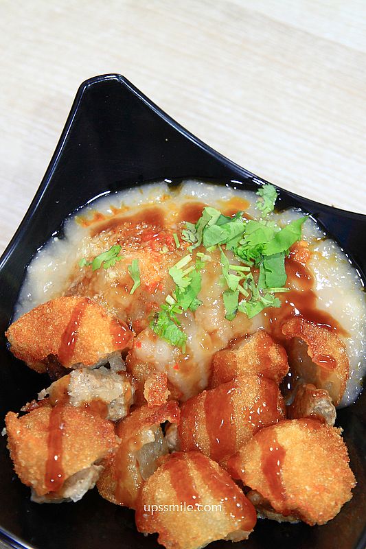 台中肉圓【小鮮肉圓麵線中山店】好吃手工脆皮肉圓酥脆彈牙與麵線糊 台中肉圓【小鮮肉圓麵線中山店】好吃手工脆皮肉圓酥脆彈牙與麵線糊