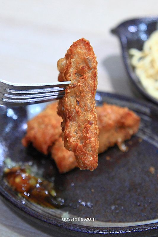 台中肉圓【小鮮肉圓麵線中山店】好吃手工脆皮肉圓酥脆彈牙與麵線糊 台中肉圓【小鮮肉圓麵線中山店】好吃手工脆皮肉圓酥脆彈牙與麵線糊