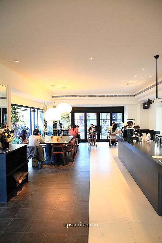 韓國咖啡廳插旗台北【AUFGLET Taipei】韓劇男神邊佑錫朝聖,可朗芙潮流始祖甜點 韓國咖啡廳插旗台北【AUFGLET Taipei】韓劇男神邊佑錫朝聖,可朗芙潮流始祖甜點