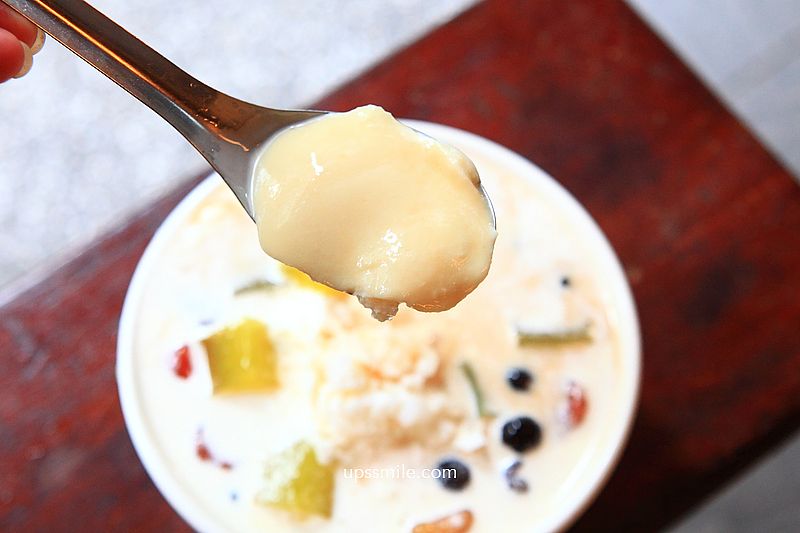 北投美食【水龜伯古早味】必吃招牌黑糖燒麻糬與鮮奶嫩豆花、黑米八寶冰