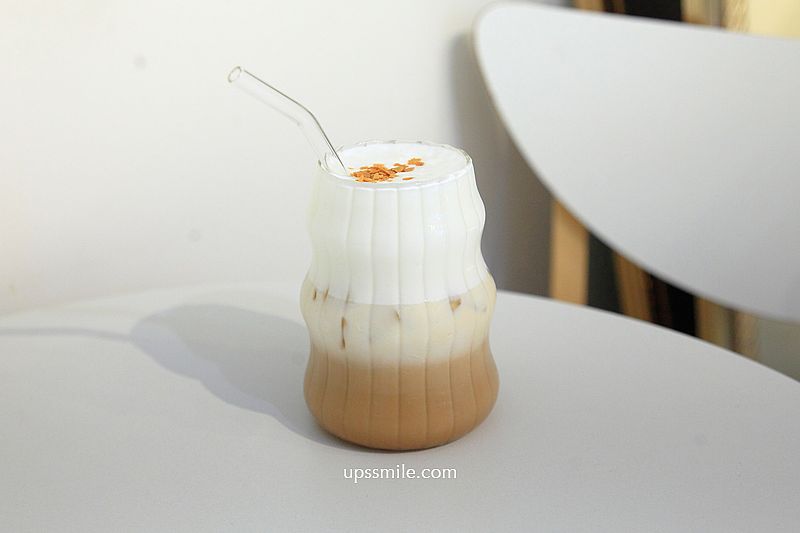 板橋甜點【囍甜日式舒芙蕾專賣店】板橋車站咖啡廳，純白老宅網美氛圍