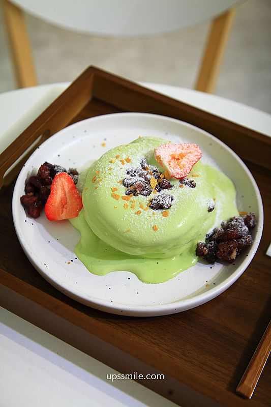 板橋甜點【囍甜日式舒芙蕾專賣店】板橋車站咖啡廳，純白老宅網美氛圍