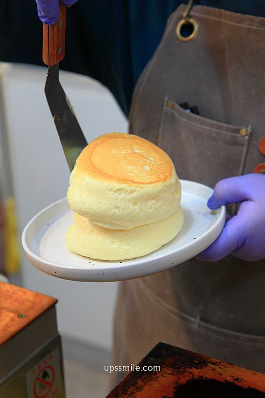 板橋甜點【囍甜日式舒芙蕾專賣店】板橋車站咖啡廳，純白老宅網美氛圍