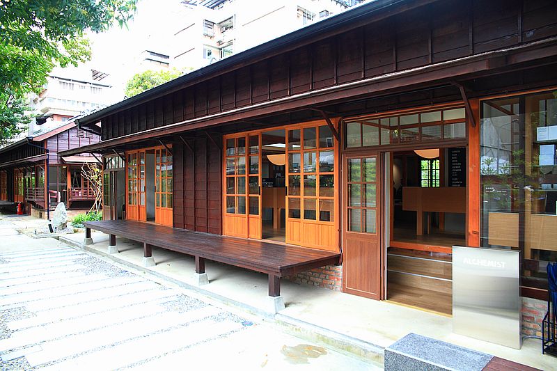 新加坡人氣咖啡廳插旗古亭站【ALCHEMIST大安】日治老宅庭院秘境咖啡廳