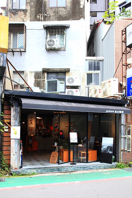 捷運古亭站咖啡廳【小仺館ココクラ魚目咖啡】複合式東京風咖哩飯與老宅咖啡廳