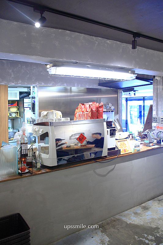 捷運古亭站咖啡廳【小仺館ココクラ魚目咖啡】複合式東京風咖哩飯與老宅咖啡廳