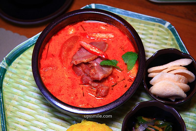 南投美食【烏布雨林峇里島主題餐廳】南投魚池山林秘境南洋料理景觀餐廳