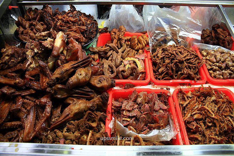 桃園中壢美食【忠貞眷村口米干麻辣滷味】龍崗米干必吃排隊名店