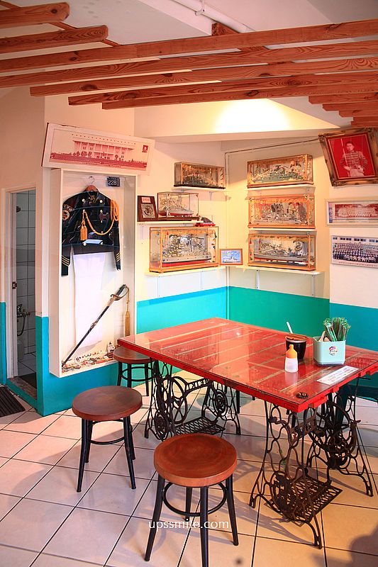 桃園中壢美食【忠貞眷村口米干麻辣滷味】龍崗米干必吃排隊名店