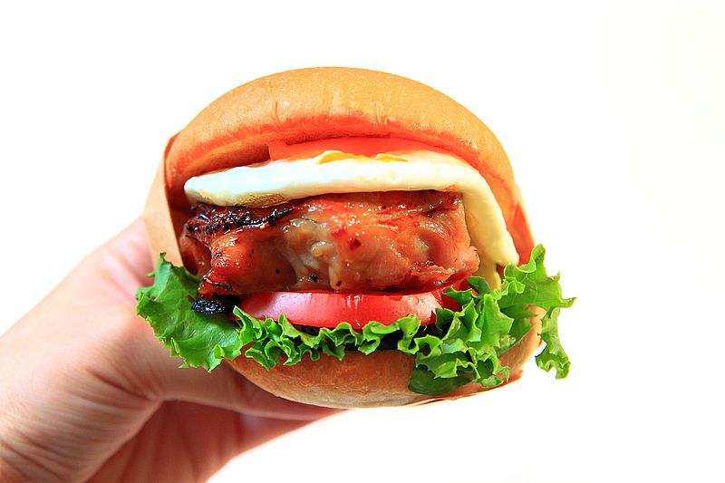 台北早午餐咖啡廳【EGG BUN Breakfast Sandwich & Espresso 松山小巨蛋】捷運南京三民站爆漿漢堡推薦