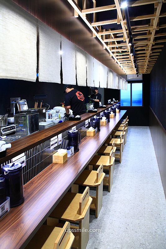 東京傳奇拉麵名店插旗中山站【滿雞軒、麵魚】台北輕鬆吃濃厚系鴨湯拉麵