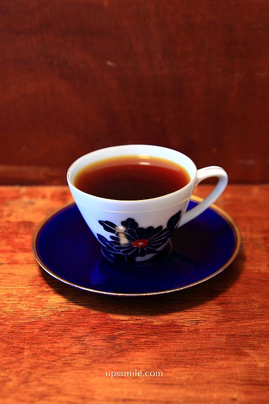 土城咖啡【蕪咖啡】土城自家烘焙咖啡廳，日式禪風木質調貓咪深夜咖啡廳