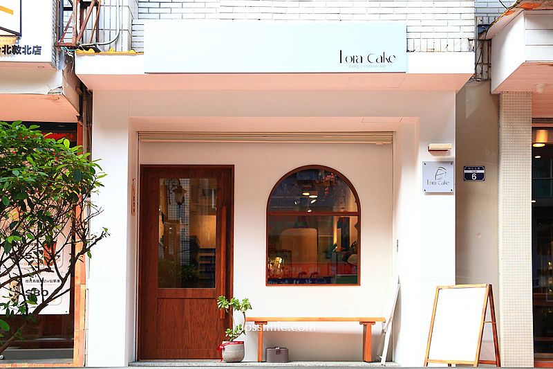 台北甜點【Lora Cake Basque Cheesecake】台北流心感巴斯克蛋糕,捷運小巨蛋站咖啡廳 台北甜點【Lora Cake Basque Cheesecake】台北流心感巴斯克蛋糕,捷運小巨蛋站咖啡廳