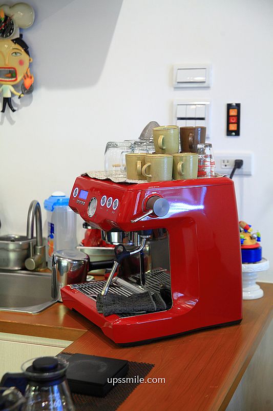 台北甜點【Lora Cake Basque Cheesecake】台北流心感巴斯克蛋糕,捷運小巨蛋站咖啡廳 台北甜點【Lora Cake Basque Cheesecake】台北流心感巴斯克蛋糕,捷運小巨蛋站咖啡廳