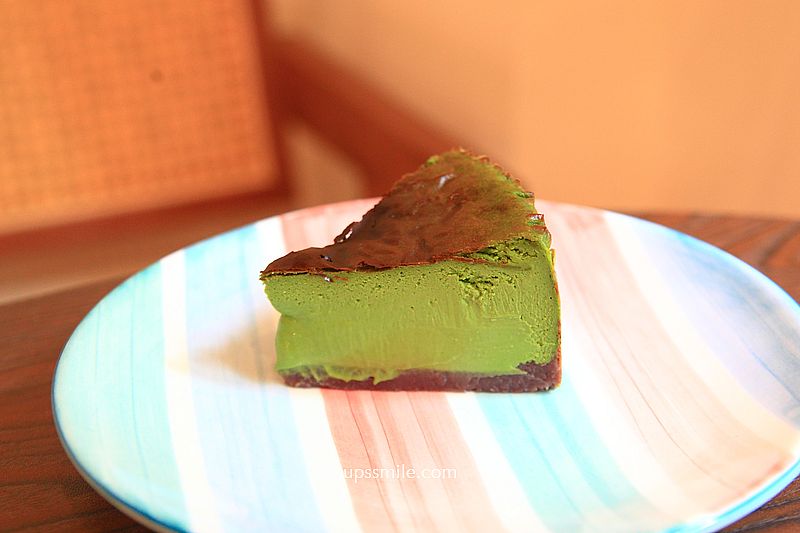 台北甜點【Lora Cake Basque Cheesecake】台北流心感巴斯克蛋糕,捷運小巨蛋站咖啡廳 台北甜點【Lora Cake Basque Cheesecake】台北流心感巴斯克蛋糕,捷運小巨蛋站咖啡廳