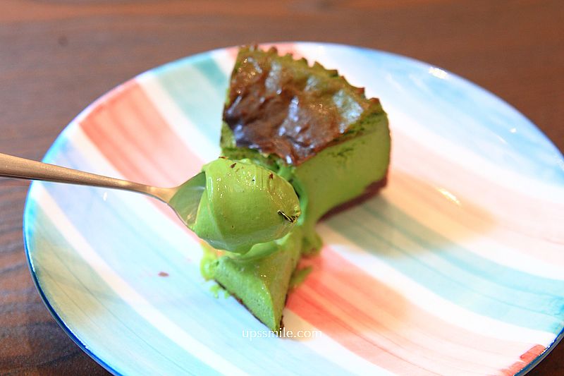 台北甜點【Lora Cake Basque Cheesecake】台北流心感巴斯克蛋糕,捷運小巨蛋站咖啡廳 台北甜點【Lora Cake Basque Cheesecake】台北流心感巴斯克蛋糕,捷運小巨蛋站咖啡廳