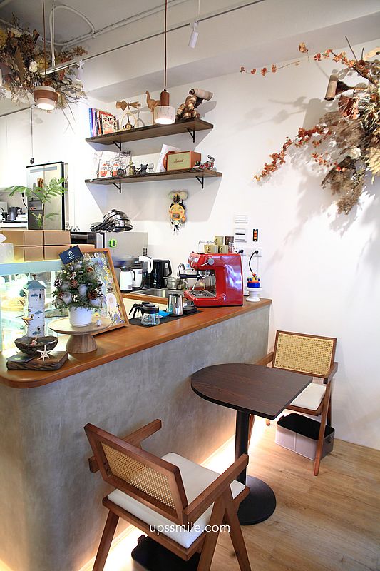 台北甜點【Lora Cake Basque Cheesecake】台北流心感巴斯克蛋糕,捷運小巨蛋站咖啡廳 台北甜點【Lora Cake Basque Cheesecake】台北流心感巴斯克蛋糕,捷運小巨蛋站咖啡廳