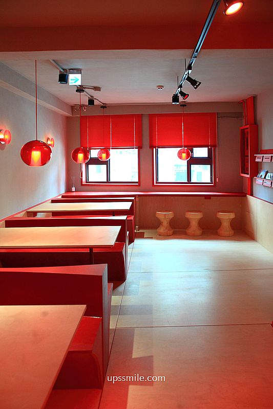 古亭站不限時咖啡廳【DOT咖啡】獨棟三層樓老宅咖啡，劍玉主題咖啡廳