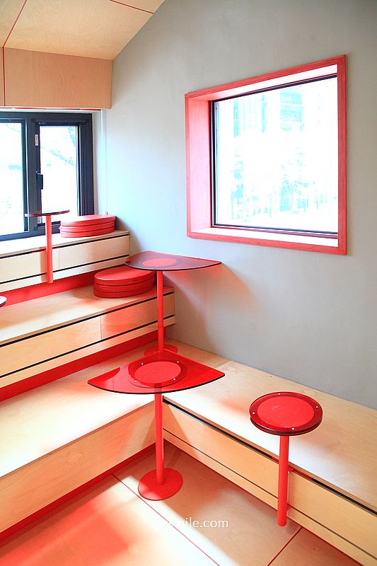 古亭站不限時咖啡廳【DOT咖啡】獨棟三層樓老宅咖啡，劍玉主題咖啡廳