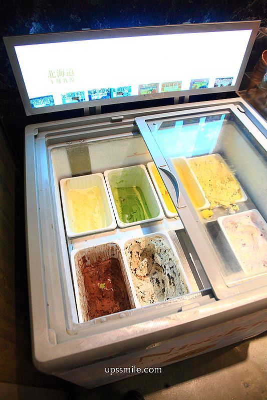 台中北屯美食【燒瓶子大肆鍋物台中北屯店】台中自助吧吃到飽個人鴛鴦鍋,台中宵夜美食 台中北屯美食【燒瓶子大肆鍋物台中北屯店】台中自助吧吃到飽個人鴛鴦鍋,台中宵夜美食