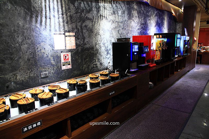 台中北屯美食【燒瓶子大肆鍋物台中北屯店】台中自助吧吃到飽個人鴛鴦鍋,台中宵夜美食 台中北屯美食【燒瓶子大肆鍋物台中北屯店】台中自助吧吃到飽個人鴛鴦鍋,台中宵夜美食