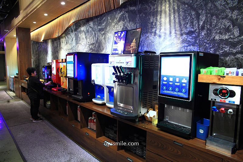 台中北屯美食【燒瓶子大肆鍋物台中北屯店】台中自助吧吃到飽個人鴛鴦鍋,台中宵夜美食 台中北屯美食【燒瓶子大肆鍋物台中北屯店】台中自助吧吃到飽個人鴛鴦鍋,台中宵夜美食