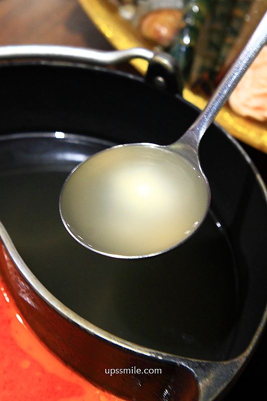 台中北屯美食【燒瓶子大肆鍋物台中北屯店】台中自助吧吃到飽個人鴛鴦鍋，台中宵夜美食