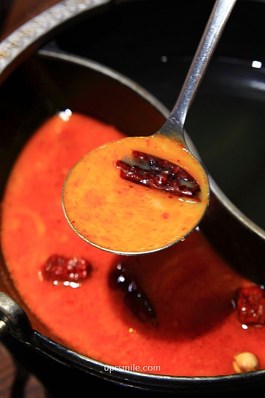 台中北屯美食【燒瓶子大肆鍋物台中北屯店】台中自助吧吃到飽個人鴛鴦鍋,台中宵夜美食 台中北屯美食【燒瓶子大肆鍋物台中北屯店】台中自助吧吃到飽個人鴛鴦鍋,台中宵夜美食