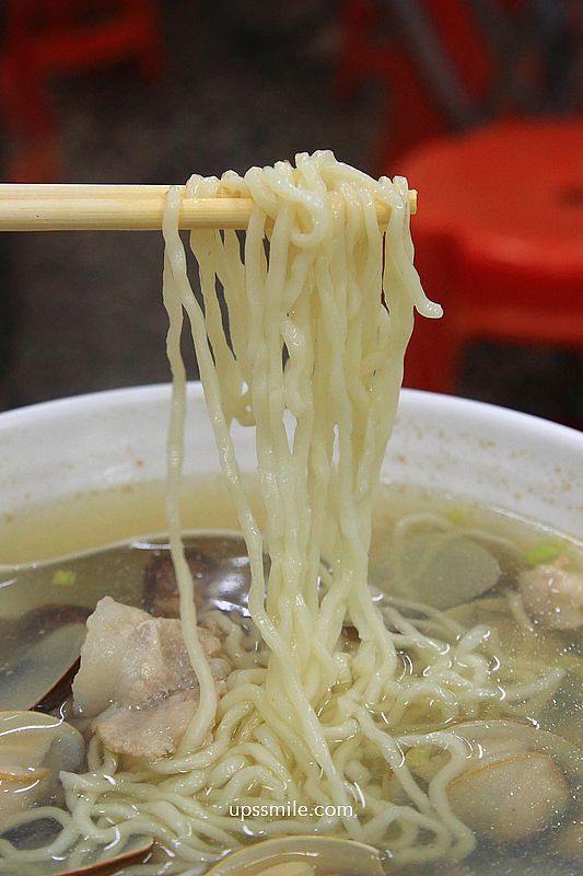 台中北屯美食【老向的店】天天排隊巨無霸碗公麵,台中北平路傳奇麵店 台中北屯美食【老向的店】天天排隊巨無霸碗公麵,台中北平路傳奇麵店