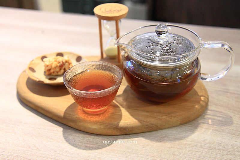 萬華青草茶【老濟安Healing Herbar】傳承三代草藥文化飲料吧天然草本茶店