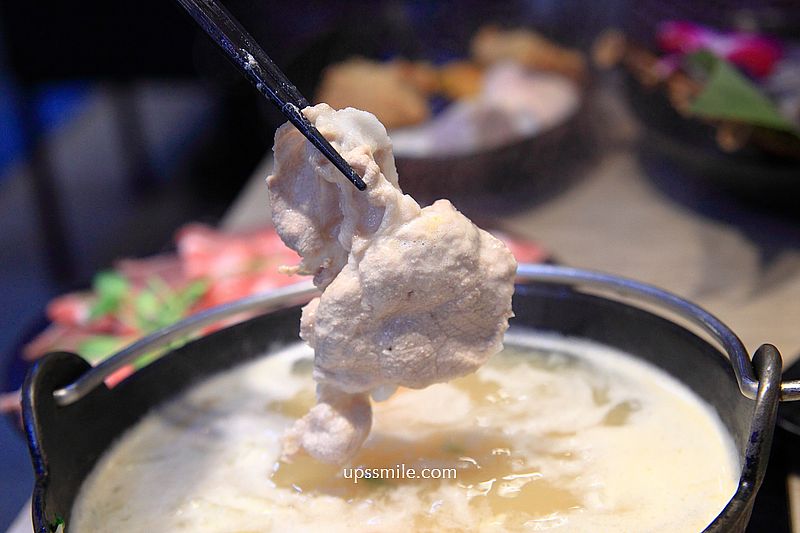 土城火鍋【熟度精緻鍋物土城學士店】必吃北海道札幌辛味噌湯造型熊熊湯底、蒜香鮮蛤蠣湯爆炒