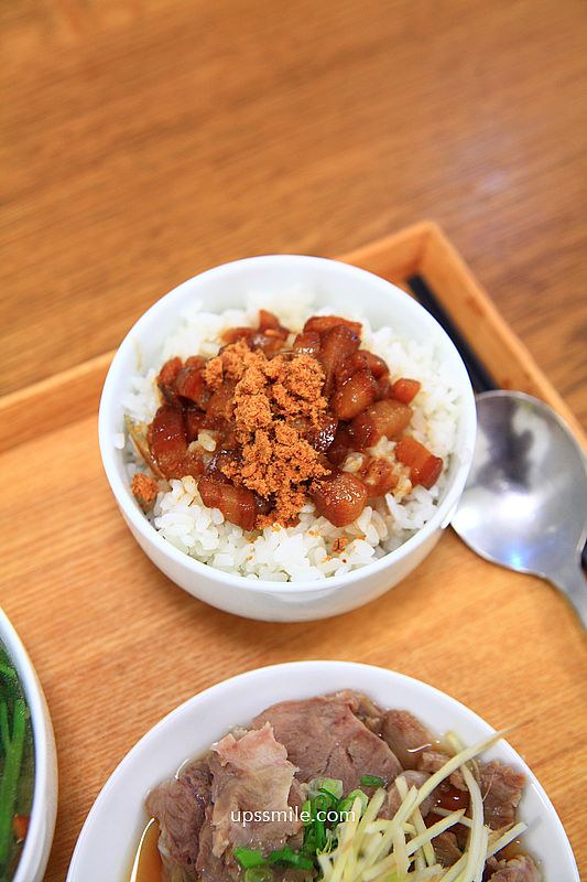 南京復興站美食【滷肉飯店】深澤直人設計台玻TG旗艦店藝廊空間吃滷肉飯