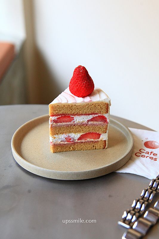 台北東區咖啡廳【Cafe Ceres】奶油色韓系咖啡廳氛圍,必吃草莓戚風蛋糕 台北東區咖啡廳【Cafe Ceres】奶油色韓系咖啡廳氛圍,必吃草莓戚風蛋糕