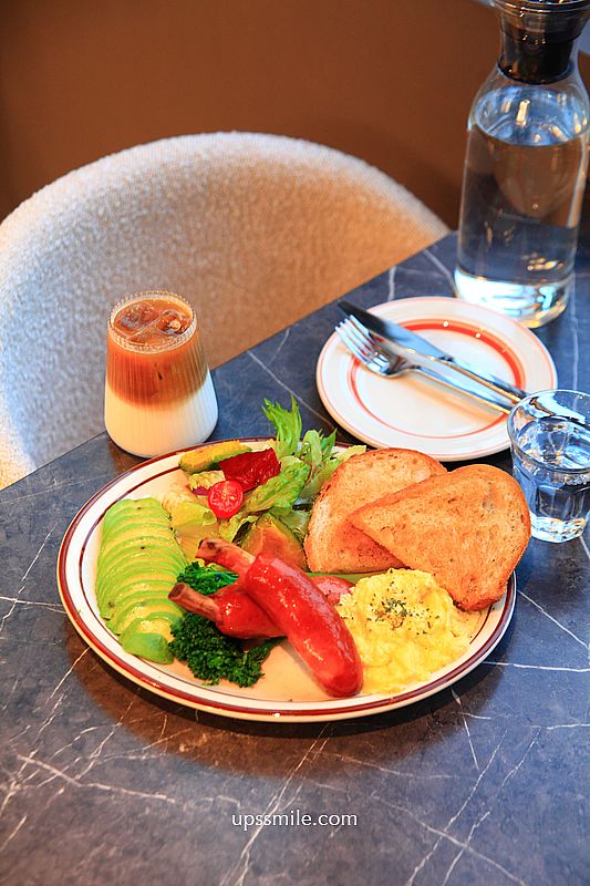 台北早午餐咖啡廳【Lille M 信義DREAM PLAZA店3樓】瑪黑餐飲旗下歐陸全日餐廳 台北早午餐咖啡廳【Lille M 信義DREAM PLAZA店3樓】瑪黑餐飲旗下歐陸全日餐廳