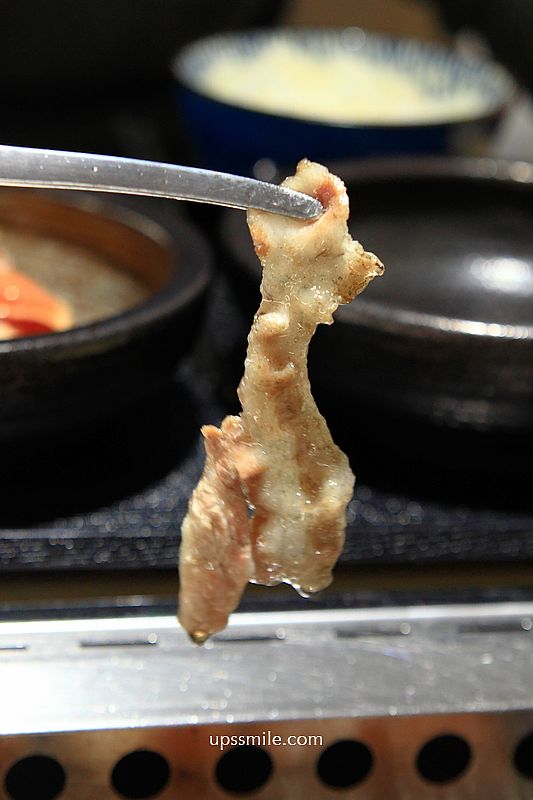 桃園美食【燒島屋燒肉】桃園一人燒肉料理餐廳，有雞湯與飲料喝到飽