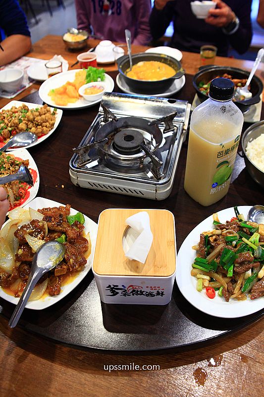 桃園美食【爹來做海鮮文中店】桃園交流道平價熱炒，桃園台菜現撈海產推薦