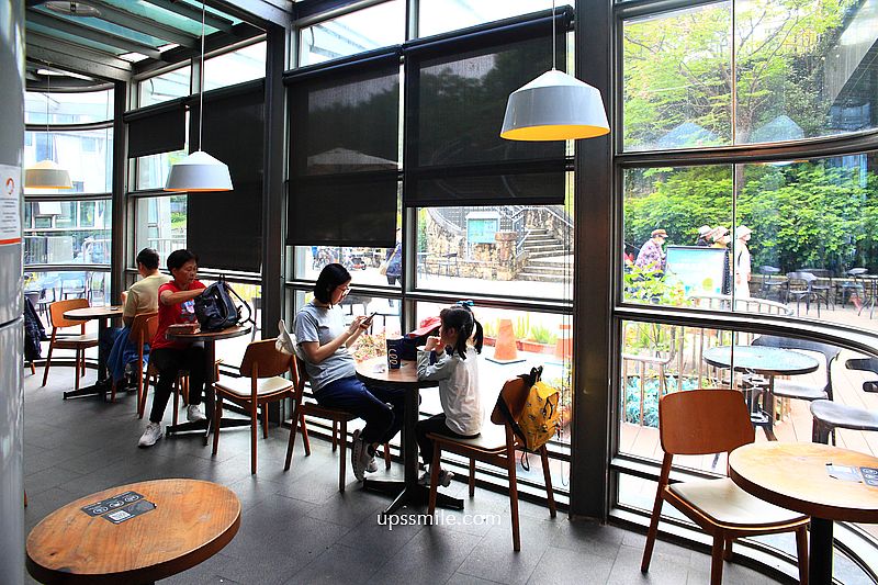 路易莎大安森林公園店【北捷咖啡大安森林店】路易莎森林系玻璃屋不限時咖啡廳