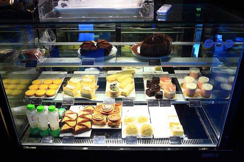 路易莎大安森林公園店【北捷咖啡大安森林店】路易莎森林系玻璃屋不限時咖啡廳