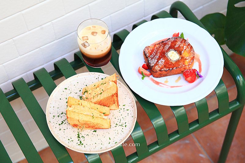 永和早午餐咖啡廳新開幕【Douceur Café 暖日咖啡】必吃法式吐司與奶油冰滴咖啡